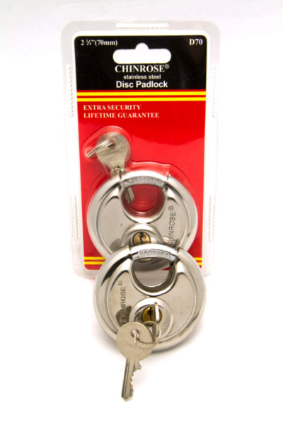 Disc Lock in blister pack with second in front